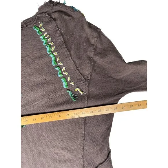 Free People Waffle Knit Pullover Embroidered Boho Destroyed Top OVERSIZED Sz XS - Picture 8 of 8